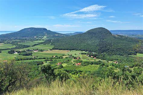 Panorámás kilátás Badacsony és Tihany felé a teraszról
