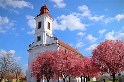 Római katolikus templom Veresegyház