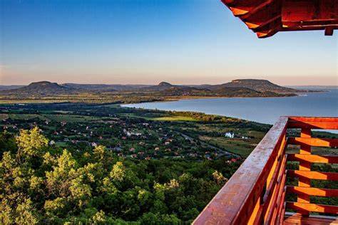 Balaton panoráma és Becehegy