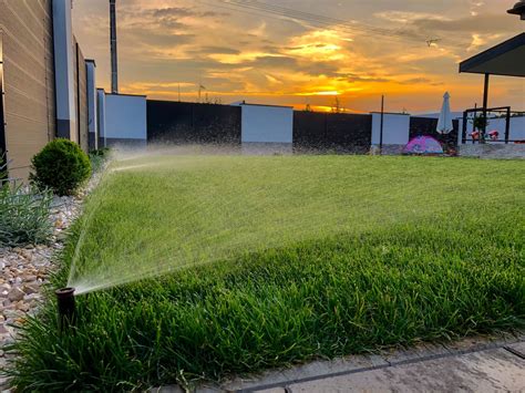 Kert öntözőrendszerrel