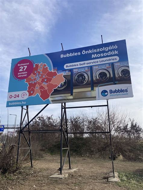 Reklámtáblák és reklámhordozók a településképben