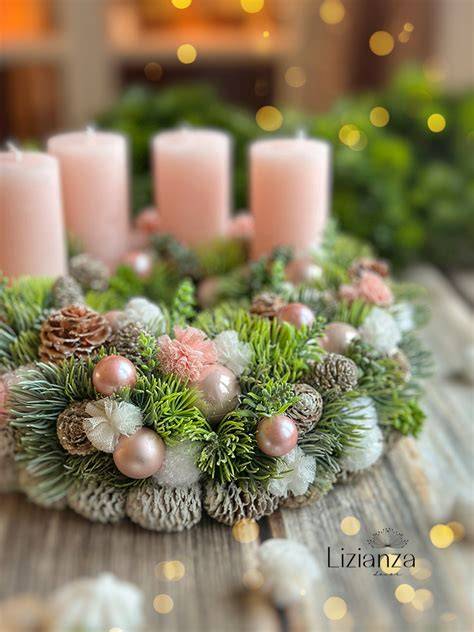 Adventi naptár és koszorú ötletes dekorációkkal