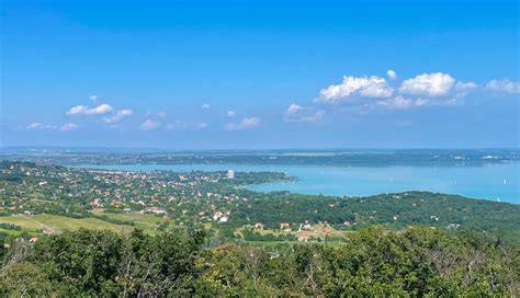 Balatoni panoráma az ingatlanból