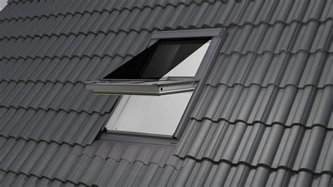 Külső redőnyök tetőtéri ablakokon