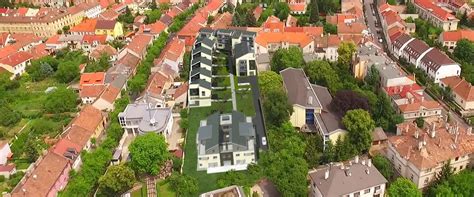 Holdfény utca lakópark felépítése és közlekedési kapcsolatok