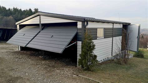 Fém garázs szigetelési folyamata