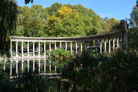 Monceau park madár- és tóvilága