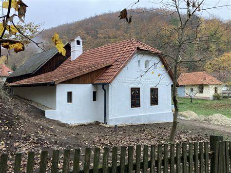 Parasztház Rácalmáson közel az M6-hoz