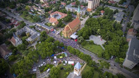 neogót templom Budapesten, Kispest, Templom tér