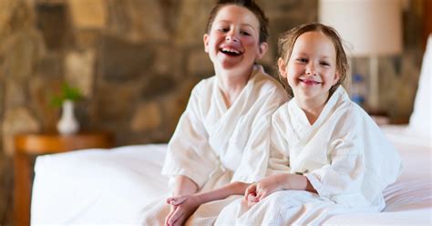 Gyermekkel utazó család