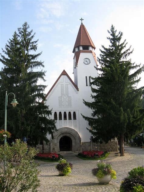 Zebegényi római katolikus templom, Kós Károly alkotása