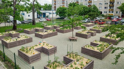 Havanna-lakótelep mai átútvonalai és közösségi kertek