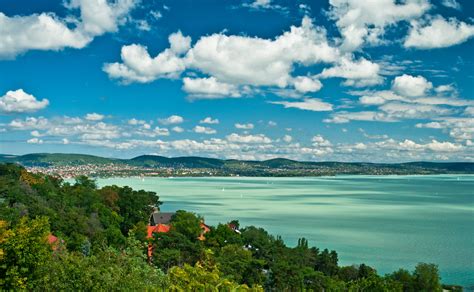 Balaton látképe naplementekor