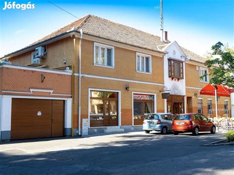 Az épület különböző funkciójú helyiségei