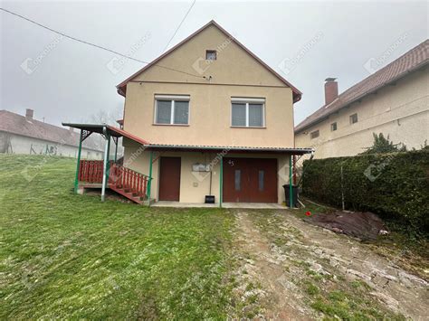 Nagykapornak látképe