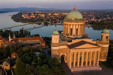 Az Esztergomi Bazilika látképe