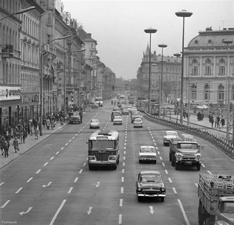 Budapesti utcakép az 1960-as évekből