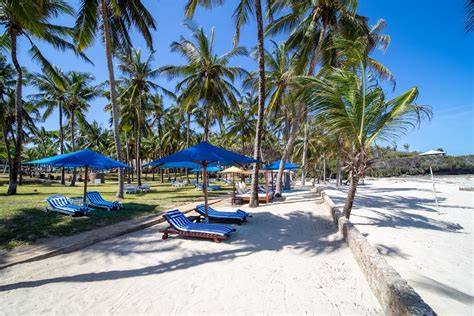 PrideInn Flamingo Beach tengerpart és medencék
