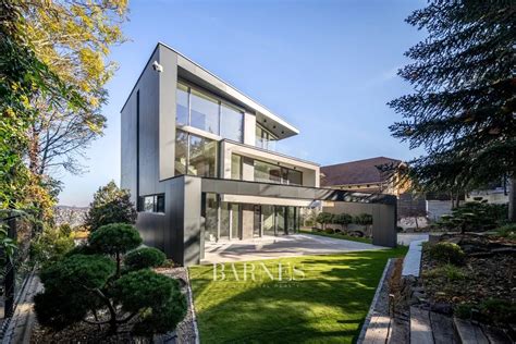 XI. kerületi panorámás luxus családi ház