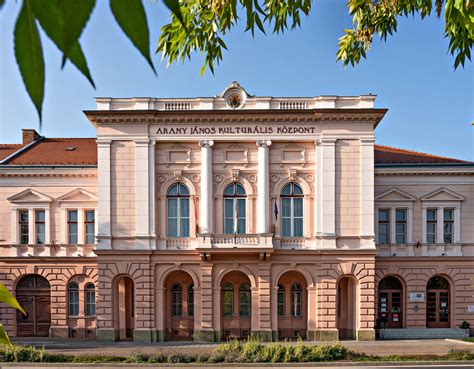 Nagykőrösi önkormányzati épület