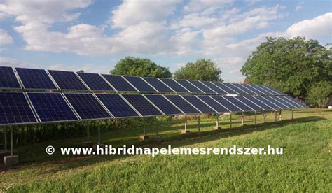 Napelem rendszer sátortetőn