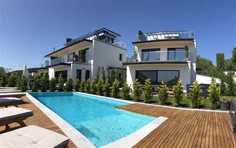 Modern apartman Balatonalmádi