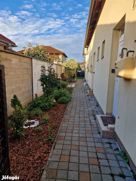 Szerkezeti különbségek: ikerház vs. sorház