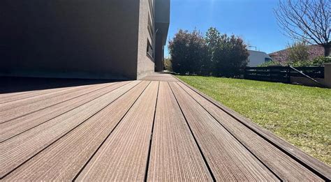 Különböző kocsifelhajtó burkolatok