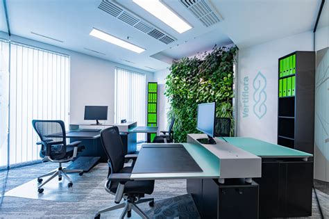 Üzleti elemző irodai környezetben