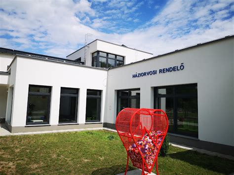 Monorierdő utcakép