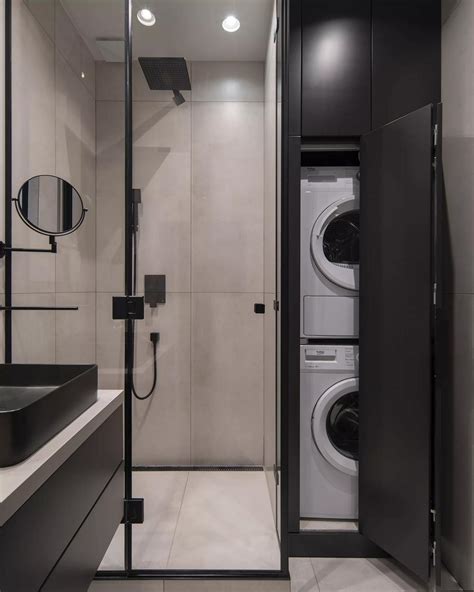 Modern fürdőszoba egy új építésű lakásban