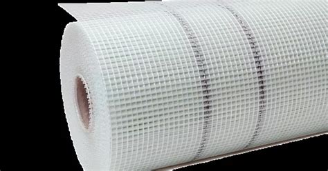 Dübelezés és üvegszövet háló beépítése