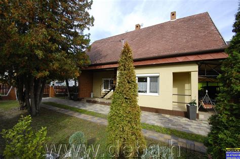 ingatlanok a Balaton partján