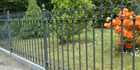 Különböző típusú kerítések